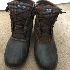 Sperry winter boots